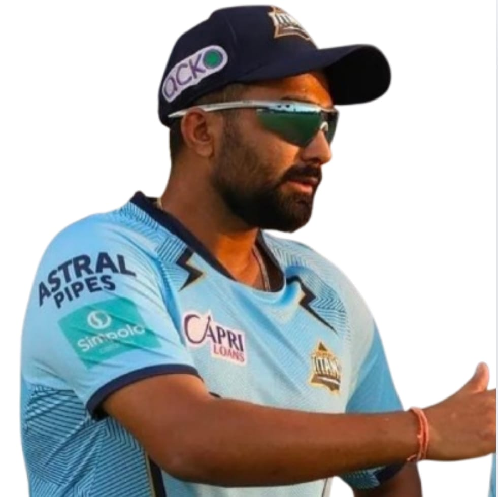 Hawkeye Sports Sunglasses | Classic Snug Fit